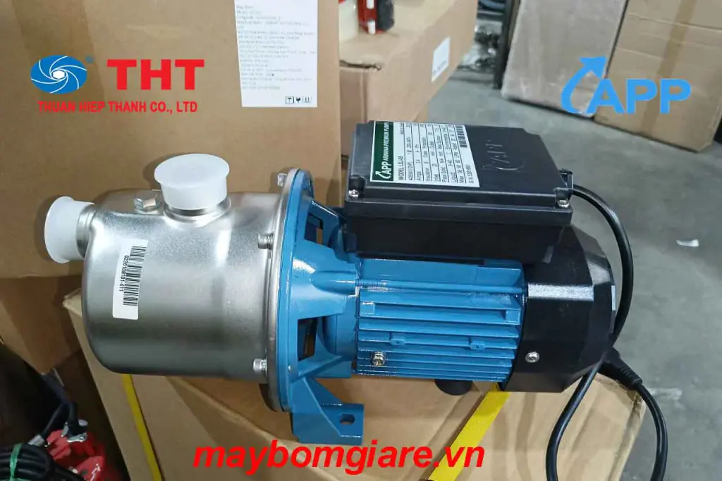 Máy bơm trục ngang đầu Inox APP