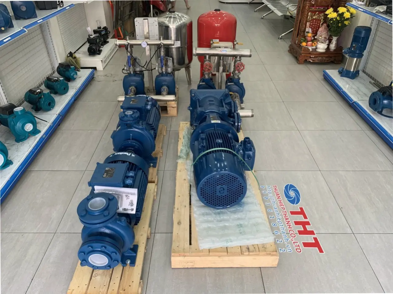 Showroom máy bơm Tân Hiệp Thành